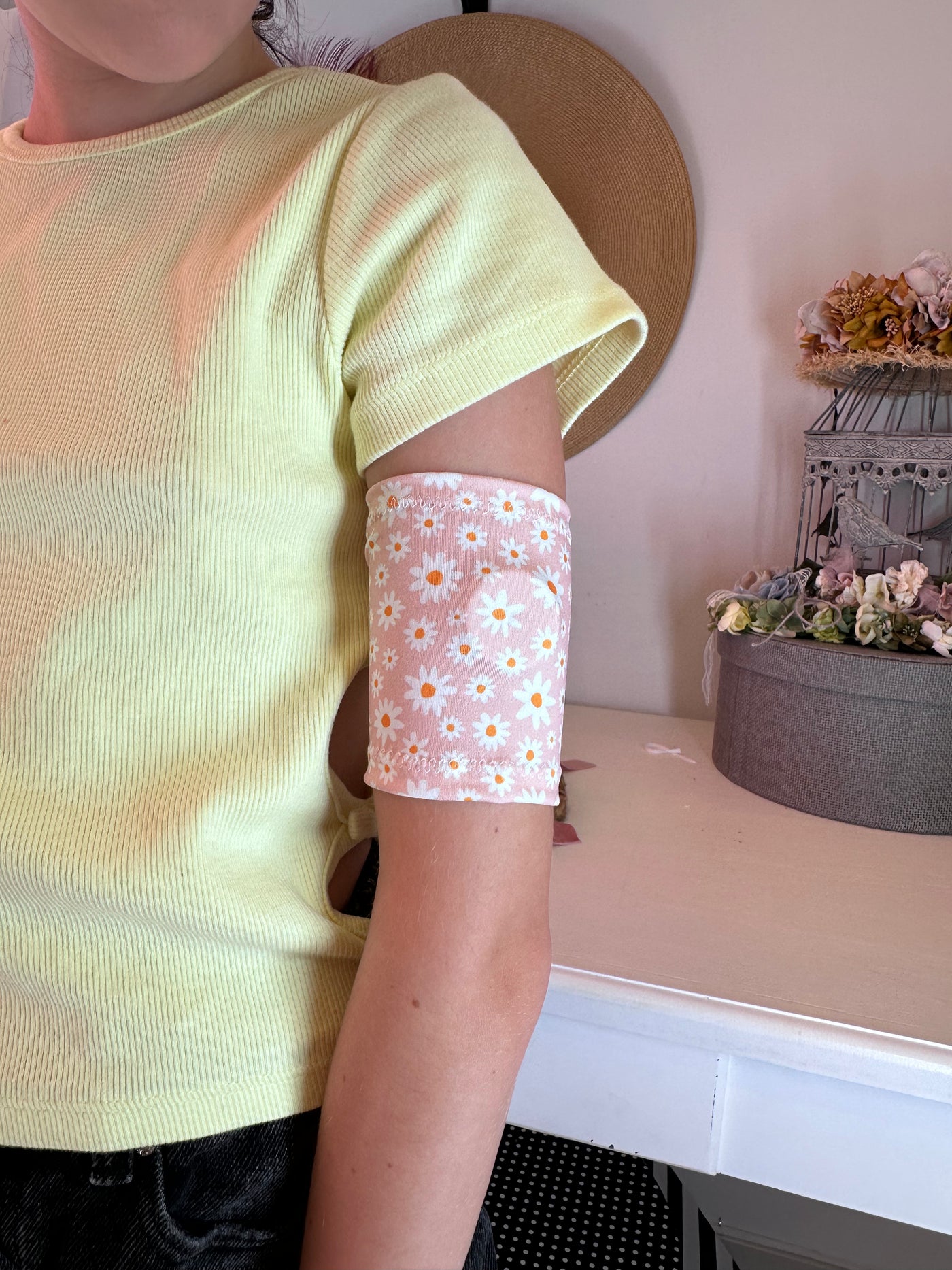 DIABETES SENSOR PROTECTIVE BRACELET "MARGUERITES"
